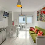 Elegant With Shared Pool ביביונה