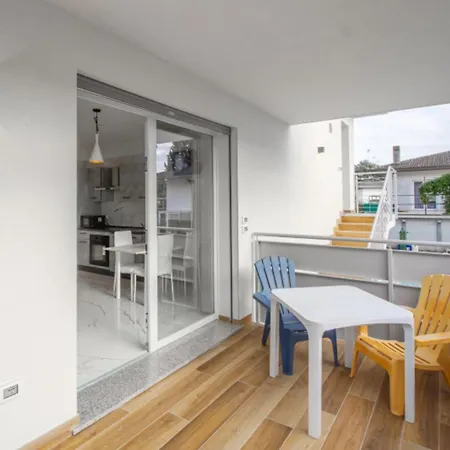 Elegant With Shared Pool Appartement *