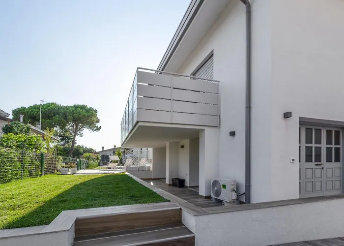 Elegant With Shared Pool Daire Bibione